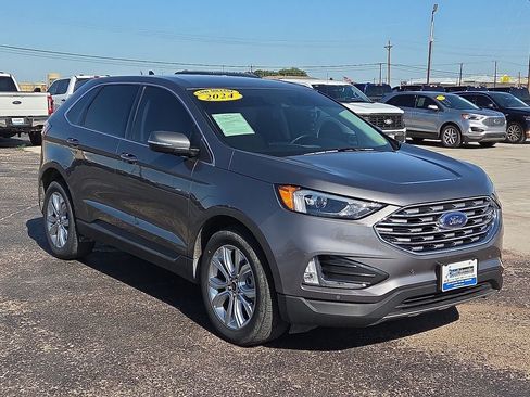 Used 2024 Ford Edge Titanium AWD/4WD image 7