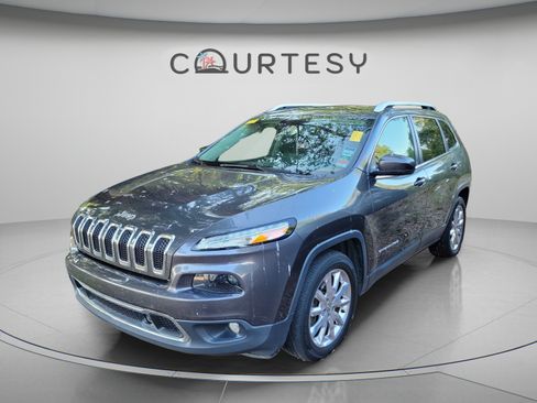 Used 2015 Jeep Cherokee Limited w/ Luxury Group FWD image 6