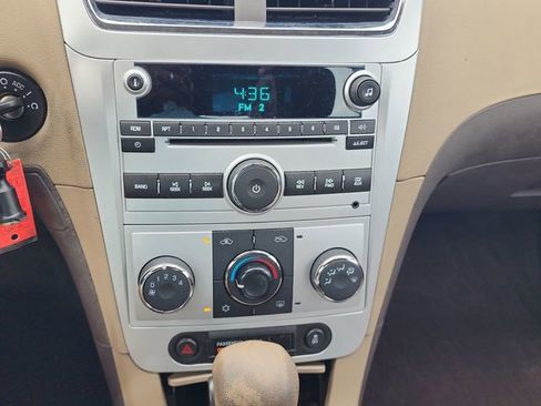 Used 2012 Chevrolet Malibu LS FWD image 16