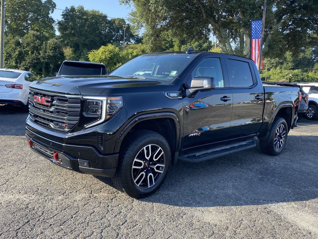 Used 2026 GMC Sierra 1500 AT4 w/ Technology Package AWD/4WD image 3
