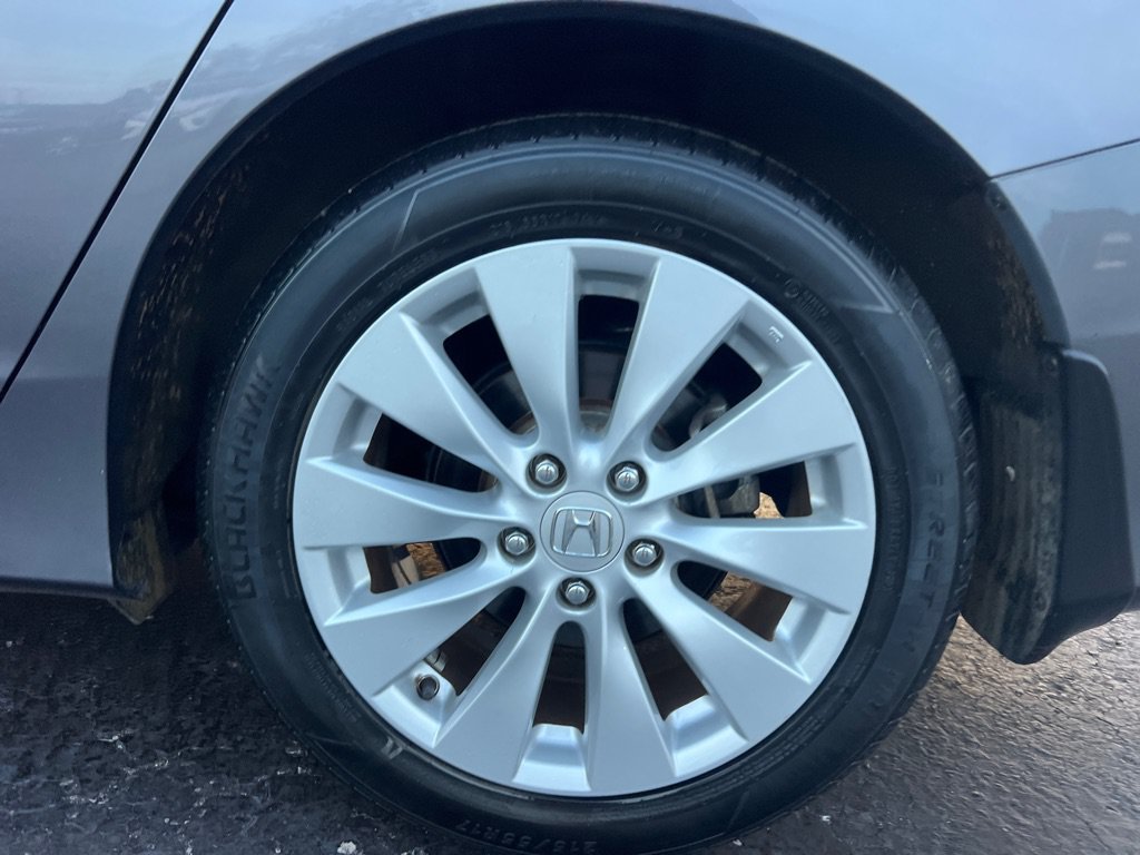 Used 2014 Honda Accord EX-L image 42