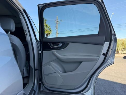 Used 2019 Audi Q7 Premium Plus image 36