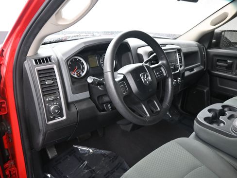 Used 2015 RAM 1500 Express RWD image 12