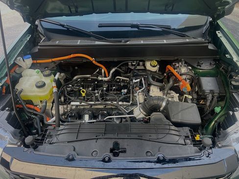 Used 2025 Ford Maverick XLT FWD image 28