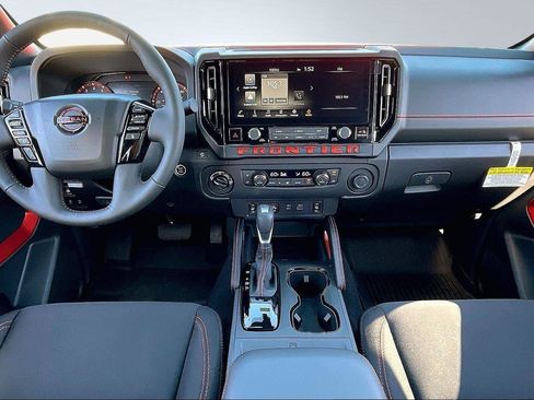 New 2025 Nissan Frontier PRO-4X w/ Pro Convenience Package image 5