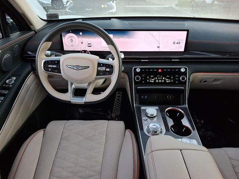 Certified 2025 Genesis GV80 3.5T e-SC AWD/4WD image 12