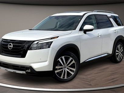 New 2025 Nissan Pathfinder Platinum