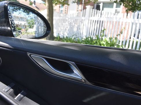 Used 2023 Genesis G80 2.5T image 21