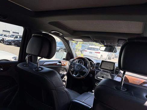 Used 2017 Mercedes-Benz GLS 450 4MATIC image 10