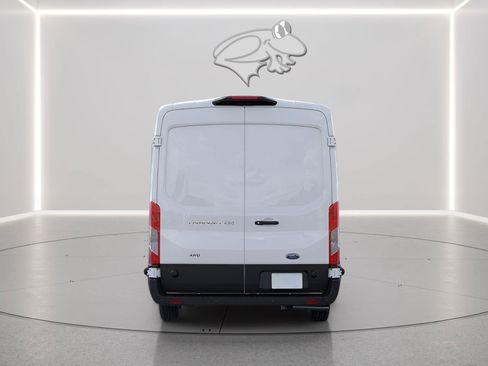 New 2026 Ford Transit 250 148 Medium Roof RWD image 4