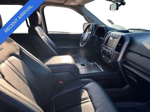 Used 2019 Ford Expedition Platinum image 15