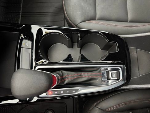 Used 2024 Chevrolet Trax RS w/ Driver Confidence Package image 28