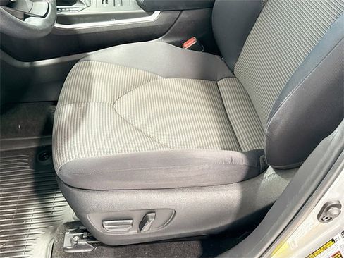 Certified 2023 Toyota Highlander L image 16