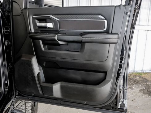 Used 2026 RAM 2500 Big Horn AWD/4WD image 46