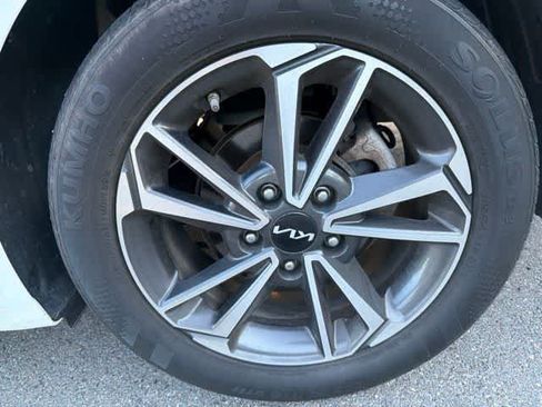Used 2023 Kia Forte LXS FWD image 15