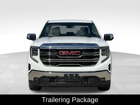 Used 2026 GMC Sierra 1500 SLT RWD image 3