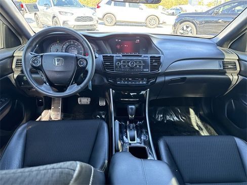 Used 2016 Honda Accord Sport image 19