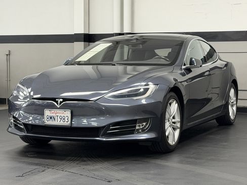 Used 2016 Tesla Model S 60 image 7