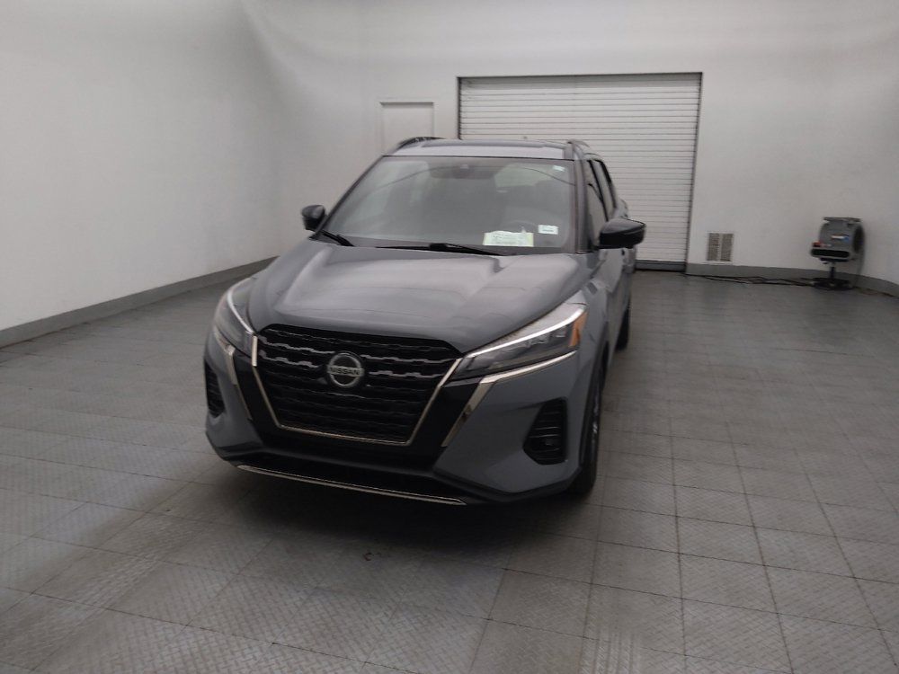 Used 2021 Nissan Kicks SR w/ SR Premium Package FWD image 15