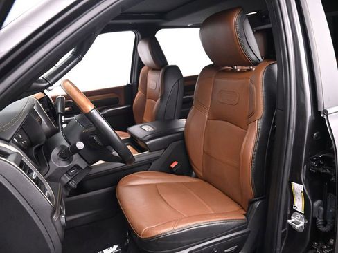 Used 2021 RAM 3500 Limited AWD/4WD image 16