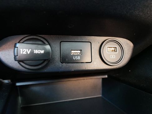 Certified 2023 Hyundai Elantra SEL FWD image 33