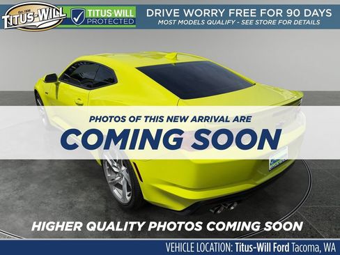 Used 2020 Chevrolet Camaro LT w/ Technology Package RWD image 4