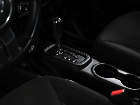 Used 2016 Jeep Wrangler Unlimited Sport image 23