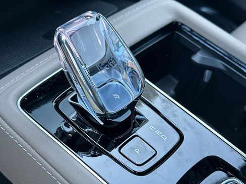 New 2026 Volvo XC90 T8 Ultra w/ Lounge Package image 20