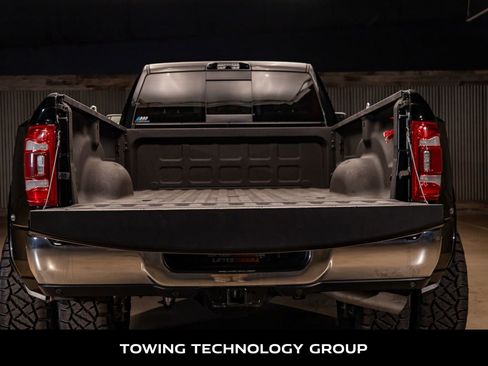 Used 2024 RAM 3500 Limited w/ Safety Group image 9