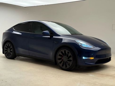 Used 2021 Tesla Model Y Performance image 7