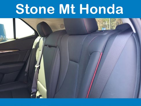 Used 2022 Buick Envision Essence w/ Technology Package I image 13