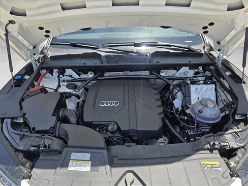 Used 2025 Audi Q5 2.0T Premium image 30