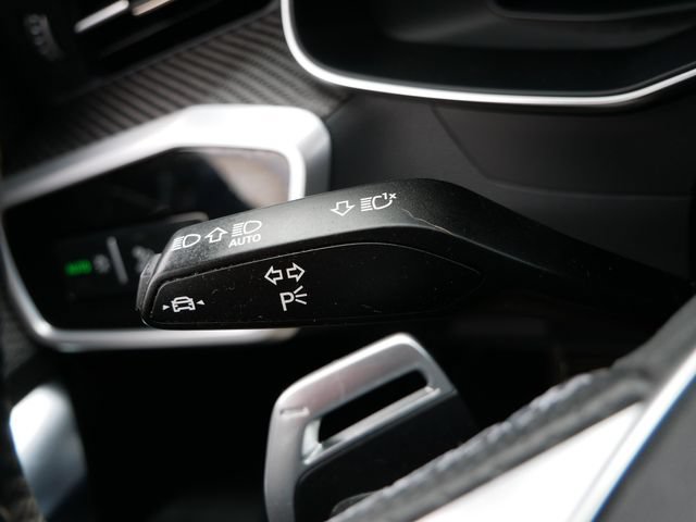 Used 2022 Audi RS 7 Sportback AWD/4WD image 25
