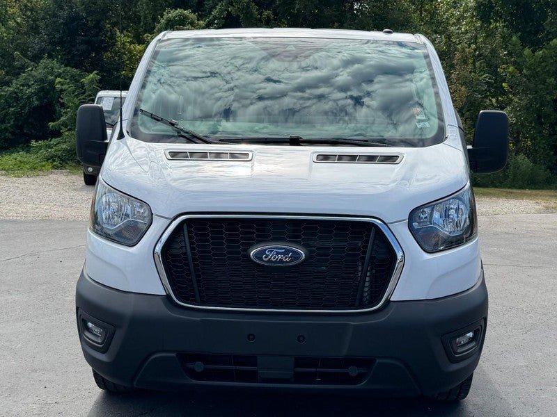 Used 2025 Ford Transit 250 Low Roof w/ Exterior Upgrade Package RWD image 9