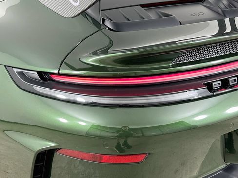 Used 2026 Porsche 911 GT3 RWD image 12