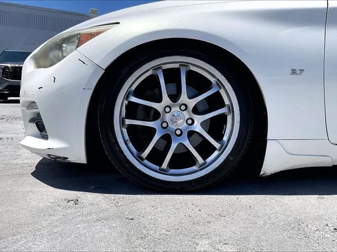 Used 2014 INFINITI Q50 Premium w/ Technology Package RWD image 8