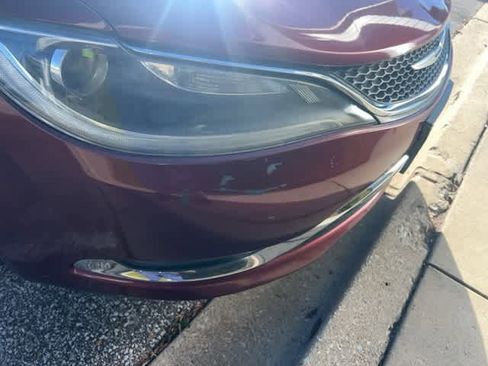 Used 2015 Chrysler 200 Limited image 19