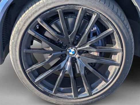 Used 2022 BMW X5 sDrive40i w/ M Sport Package RWD image 15