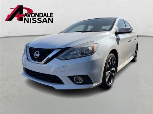 Used 2017 Nissan Sentra SR image 2