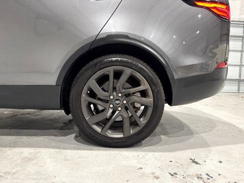 Used 2018 Land Rover Discovery HSE image 76