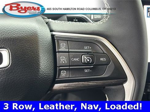 Used 2023 Jeep Grand Cherokee L Limited w/ Luxury Tech Group II image 19