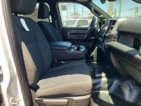 New 2026 RAM 2500 Big Horn AWD/4WD image 14