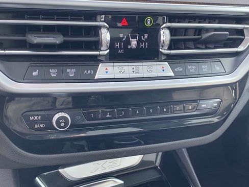 Used 2024 BMW X3 xDrive30i image 13