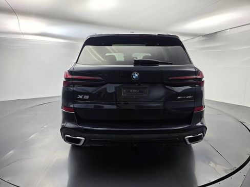 Used 2024 BMW X5 sDrive40i w/ M Sport Package RWD image 5