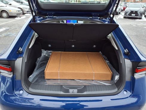 New 2026 Toyota Prius XLE image 21