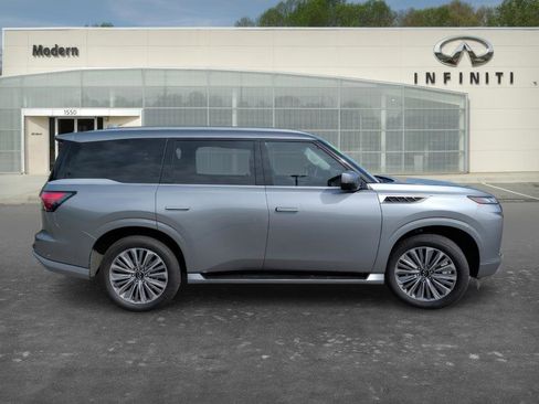 Certified 2025 INFINITI QX80 Sensory image 3