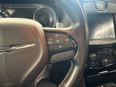 Used 2020 Chrysler 300 S RWD image 30