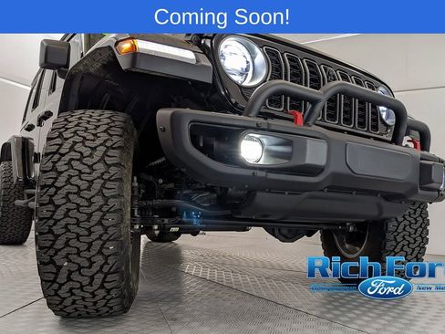 Used 2025 Jeep Wrangler Unlimited Rubicon AWD/4WD image 21