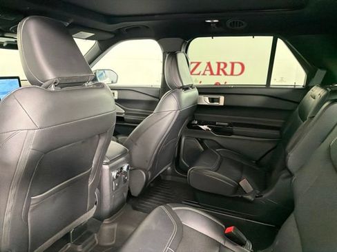 Used 2023 Ford Explorer ST w/ Equipment Group 401A AWD/4WD image 14