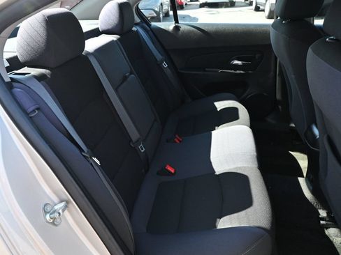 Used 2014 Chevrolet Cruze LT FWD image 15